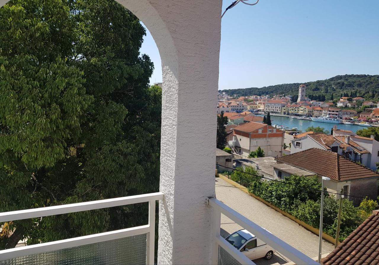 Cuzela-Papata Apartments Tisno Zewnętrze zdjęcie
