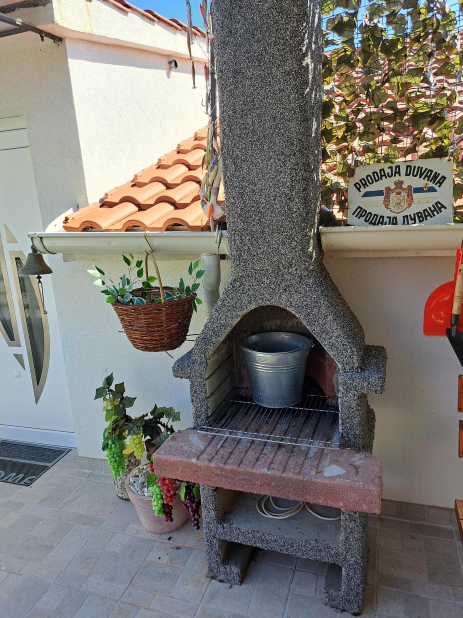 Cuzela-Papata Apartments Tisno Zewnętrze zdjęcie