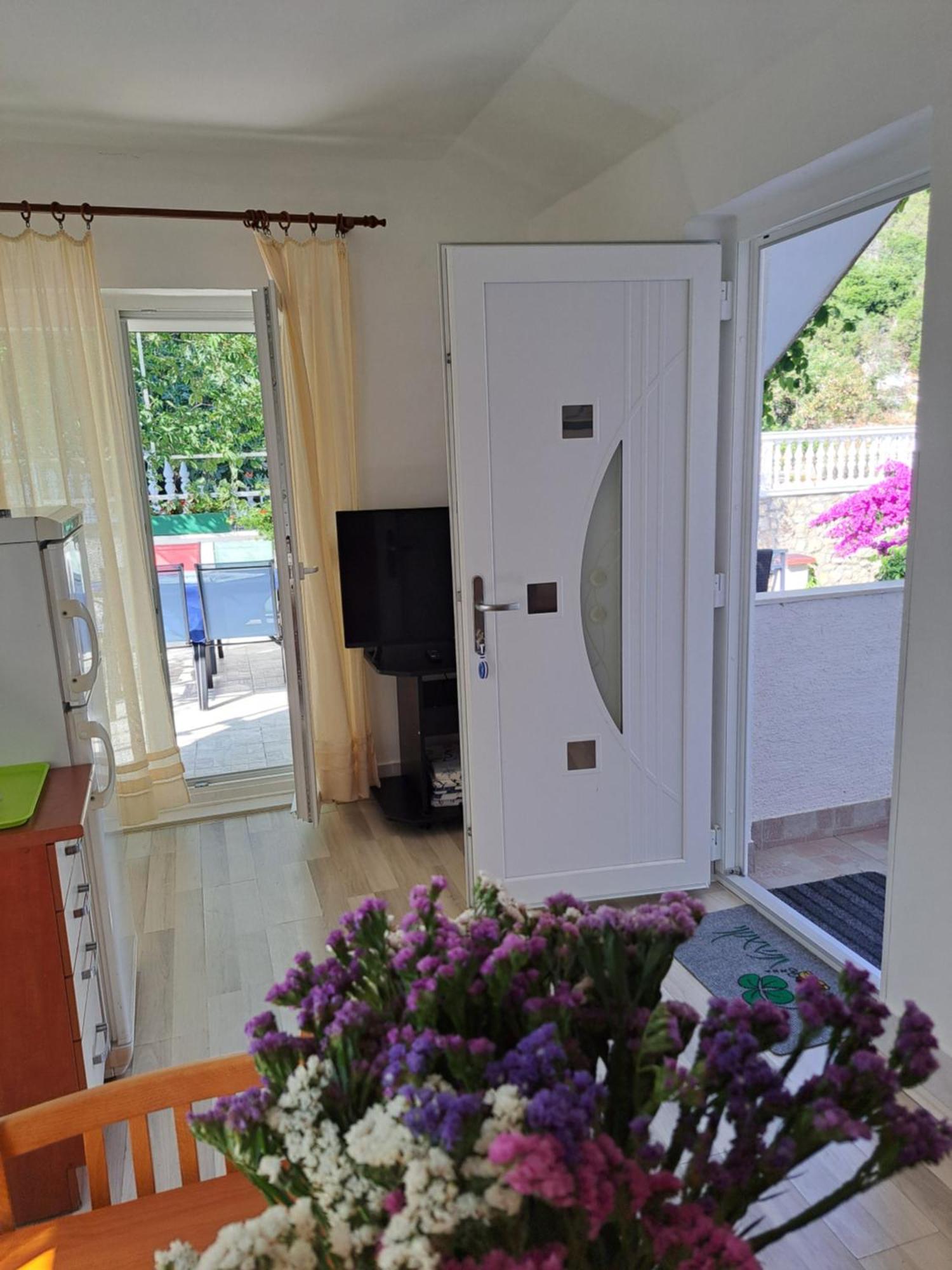 Cuzela-Papata Apartments Tisno Zewnętrze zdjęcie
