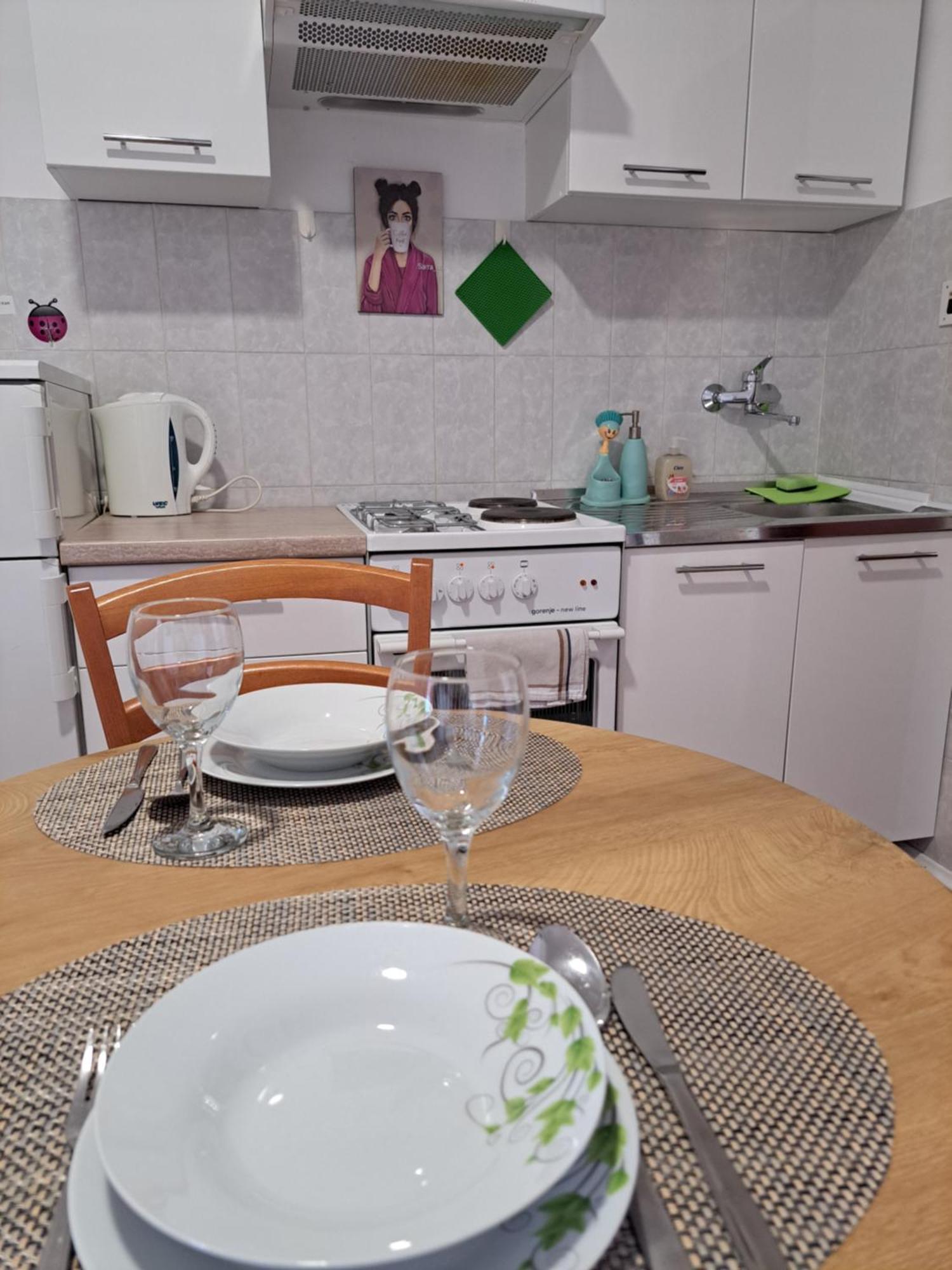 Cuzela-Papata Apartments Tisno Zewnętrze zdjęcie
